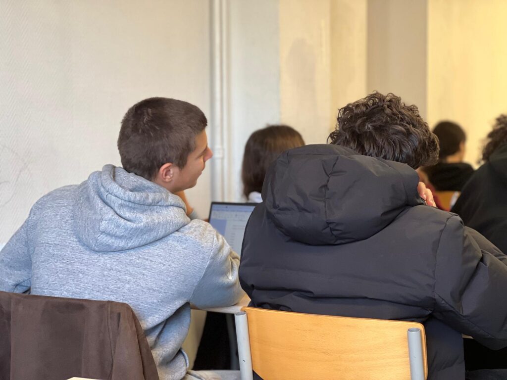 WhatsApp Image 2025-11-05 at 14.42.52 (1)