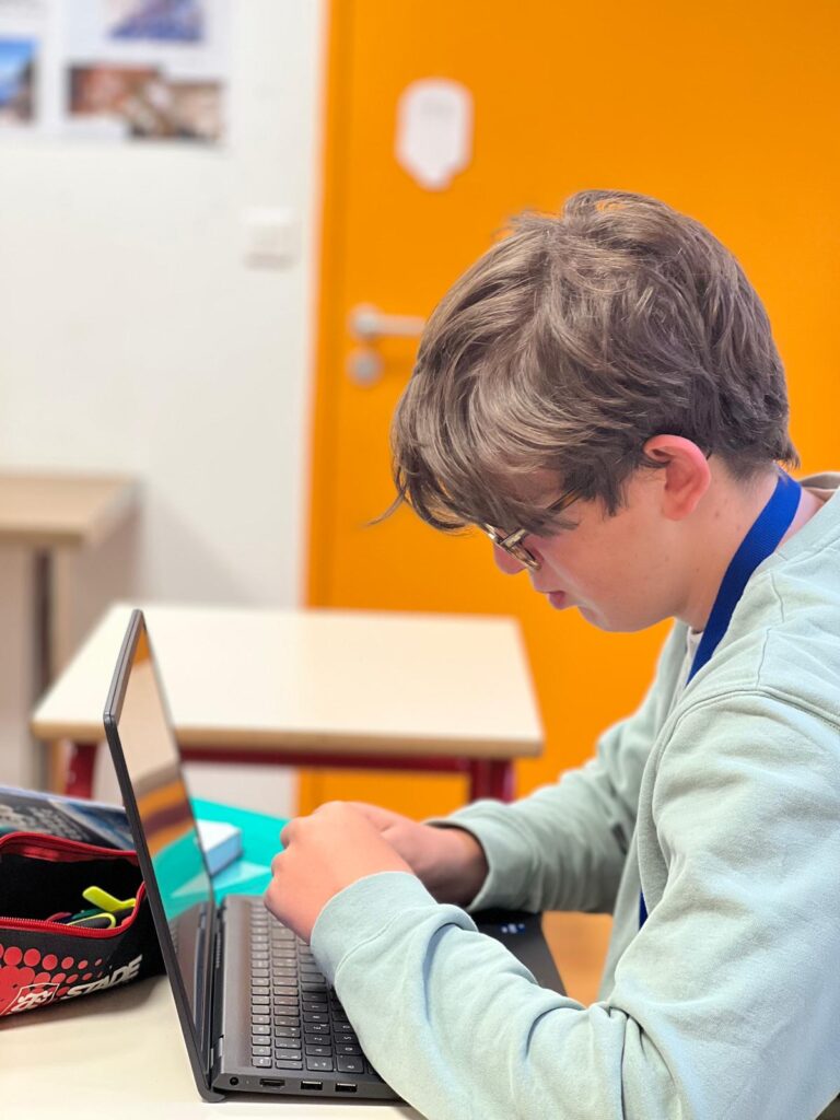 WhatsApp Image 2025-11-07 at 13.52.13 (3)