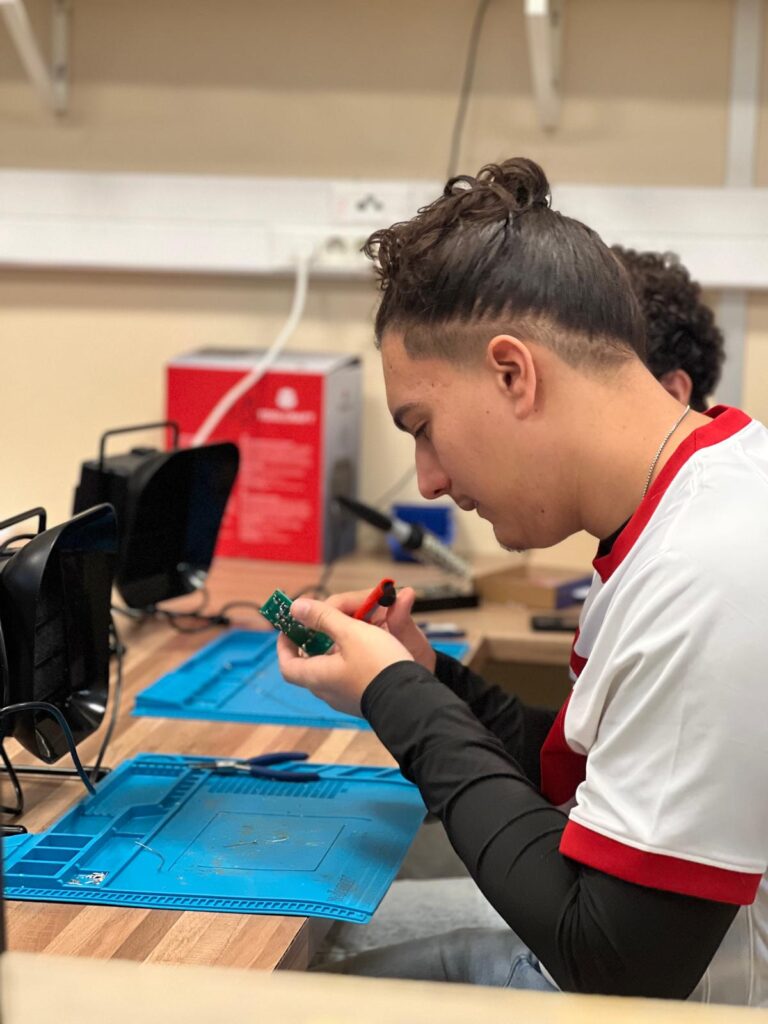 WhatsApp Image 2025-11-07 at 14.13.15 (11)