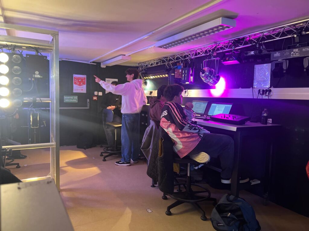 WhatsApp Image 2025-11-07 at 14.13.16 (3)