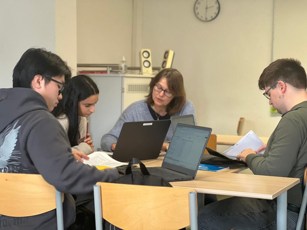 WhatsApp Image 2025-11-13 at 14.08.28 (9)